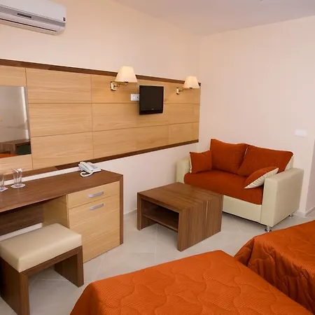 Briz - Seabreeze Хотел 3*