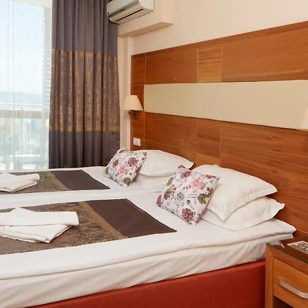 Otel Briz - Seabreeze Sunny Beach