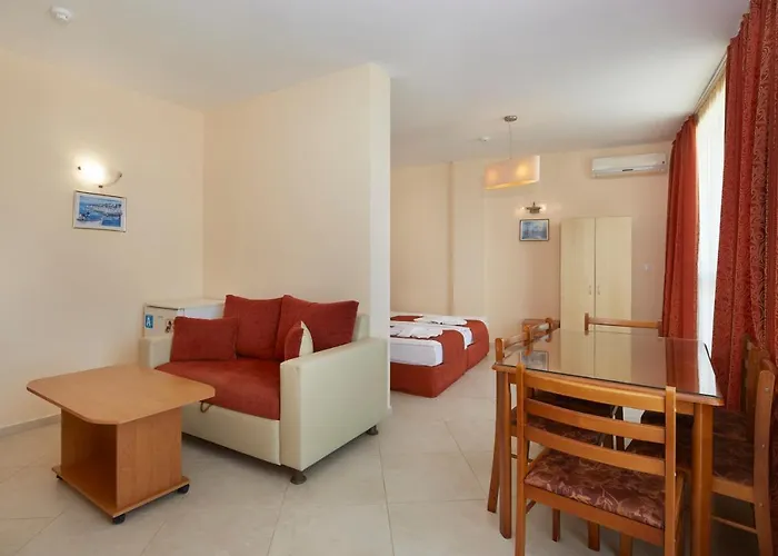 Briz - Seabreeze Hotel